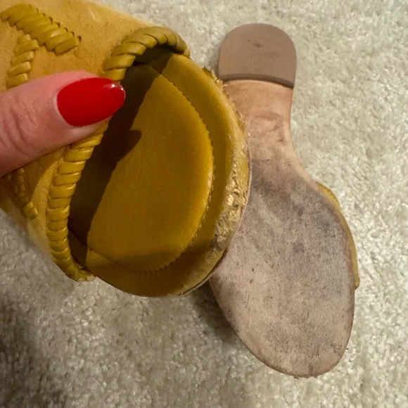 Tod’s Yellow Calf leather mules with double T embroidered - Picture 4 of 9